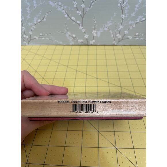 STAMPS HAPPEN - Sweet Pea Flower Fairies Wood Mounted Rubber Stamp 90026 - Picture 5 of 7